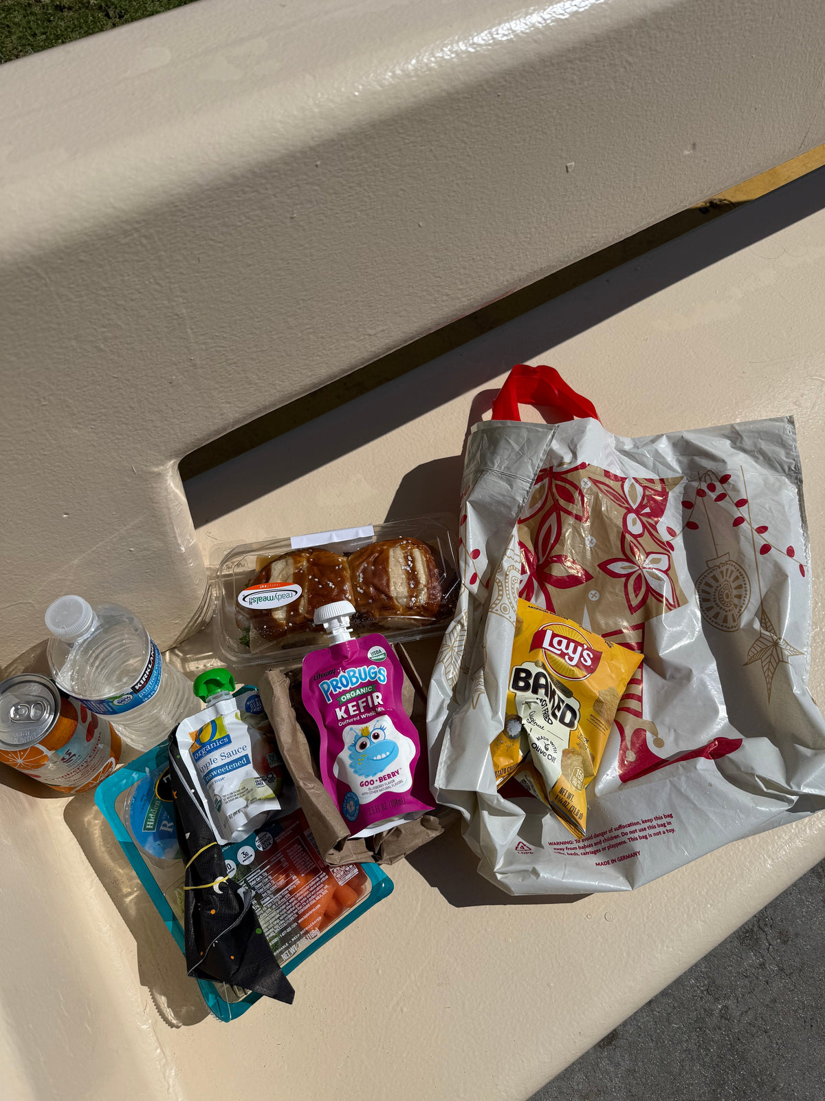 Food Pantries & 211